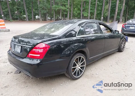 2012 Mercedes-Benz S 550 4Matic из США, поврежденный, VIN WDDNG9EB7CA443427